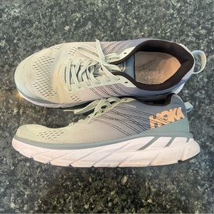 Women’s Hoka clifton 6